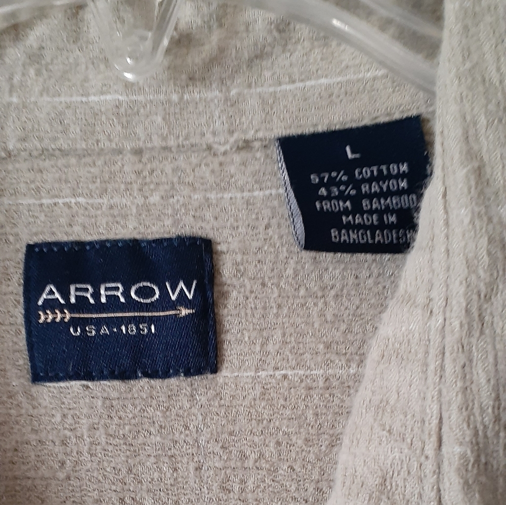 Arrow - Picture 3 of 3
